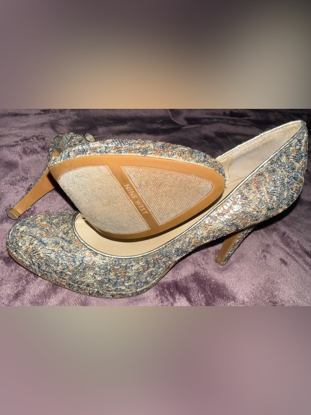 Ladies Nine West Multicolor Glitter High Heel Pumps - Size 9.5. - Picture 5 of 8